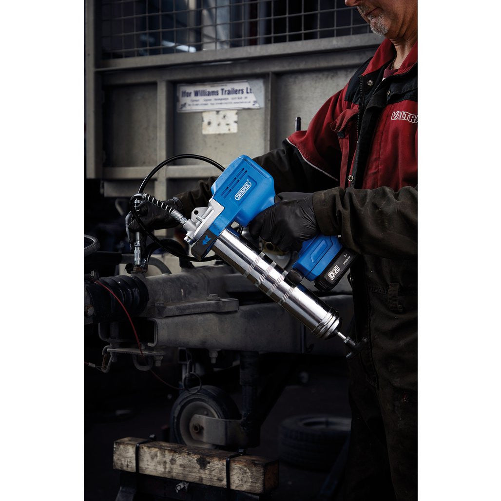 Draper D20 20V Grease Gun Kit, 1 x 2.0Ah Battery, 1 x Charger (3 Piece) 03359