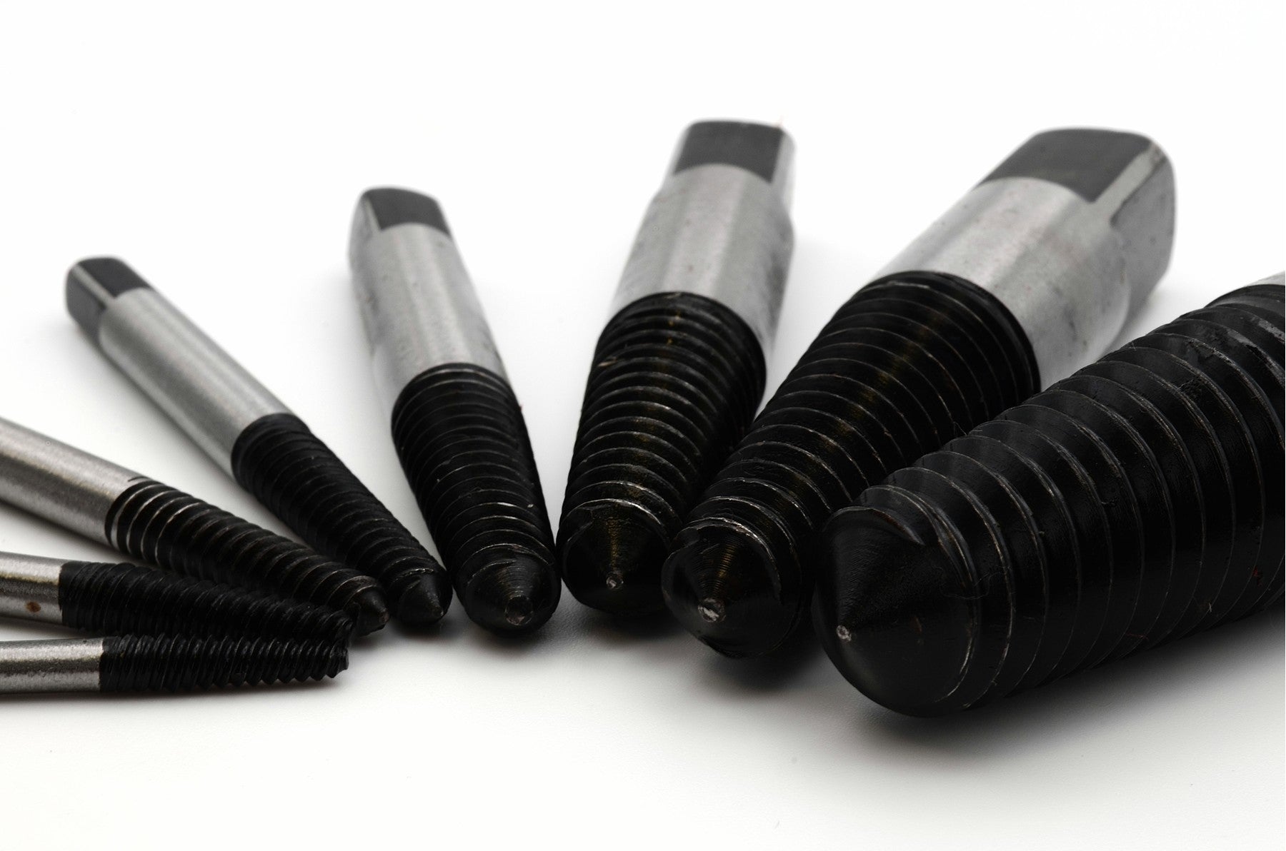 Hilka 8 pce Stud Screw Extractor 12400008