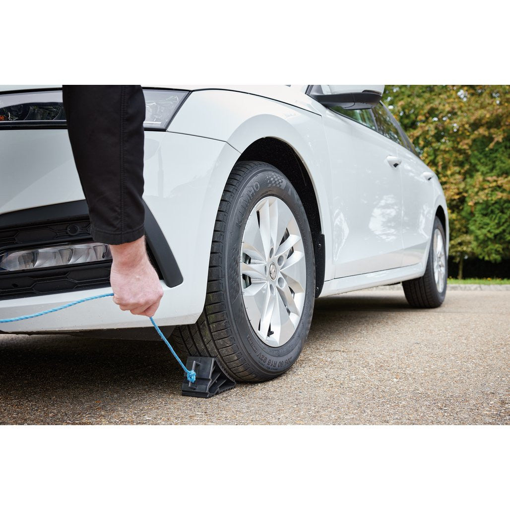 Draper Plastic Wheel Chocks, 2 Tonne (Pair) 20212