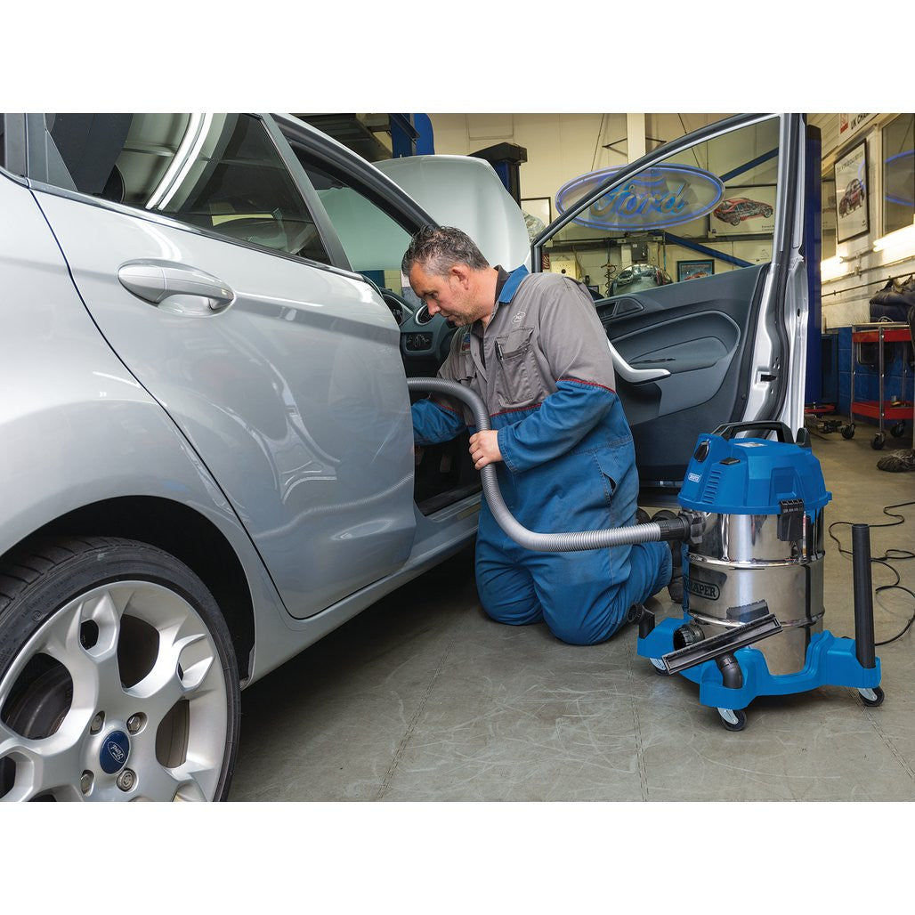 Draper 230V Wet and Dry Vacuum Cleaner with Stainless Steel Tank, 30L, 1600W  20523