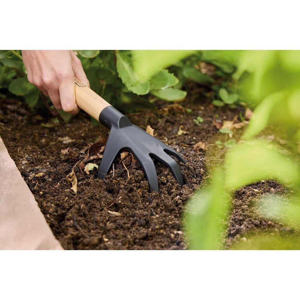 Draper 6-Tine Hand Cultivator  30957