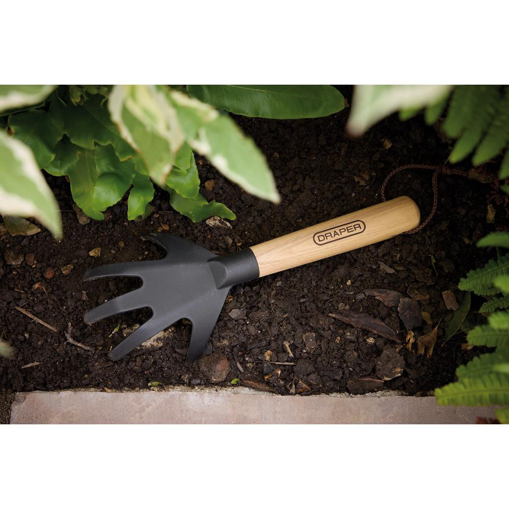 Draper 5-Tine Hand Cultivator  30954