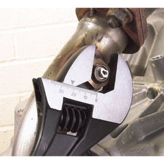 Draper Expert Crescent-Type Adjustable Wrench with Phosphate Finish, 300mm, 38mm  52682