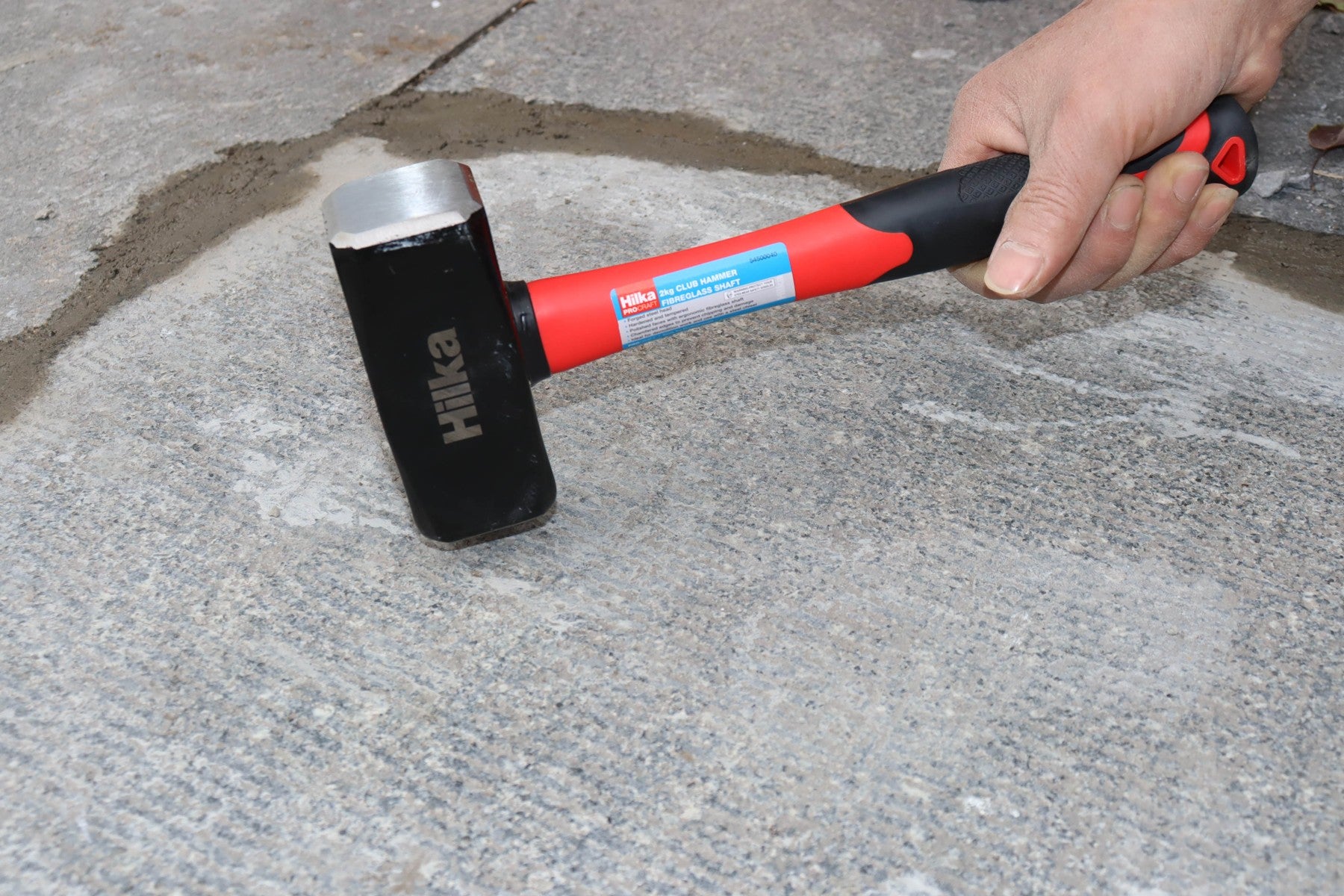 Hilka 2kg Club Hammer Fibre Glass Shaft 54500040