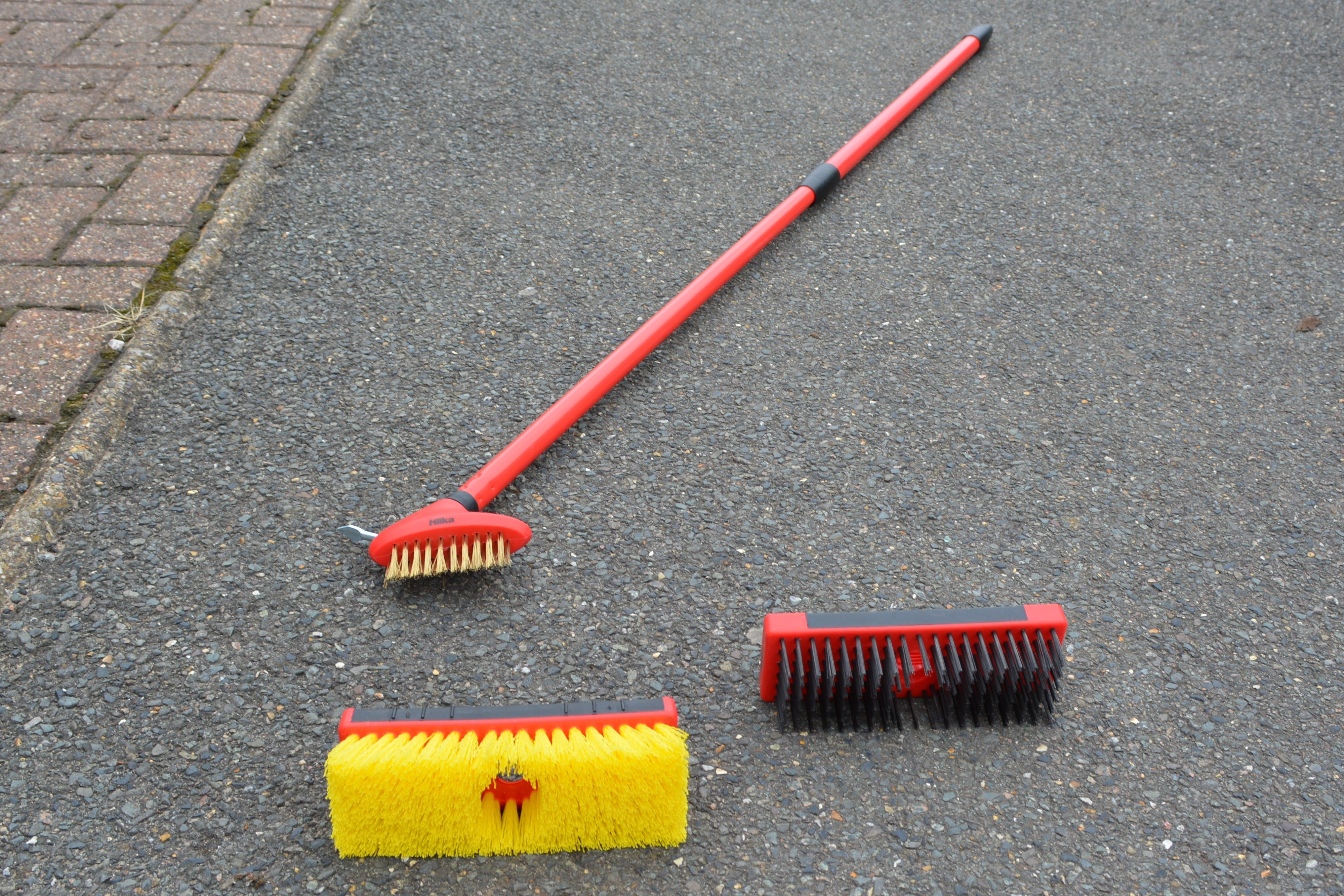 Hilka 3 pce Extending Garden Brush Set 55804903