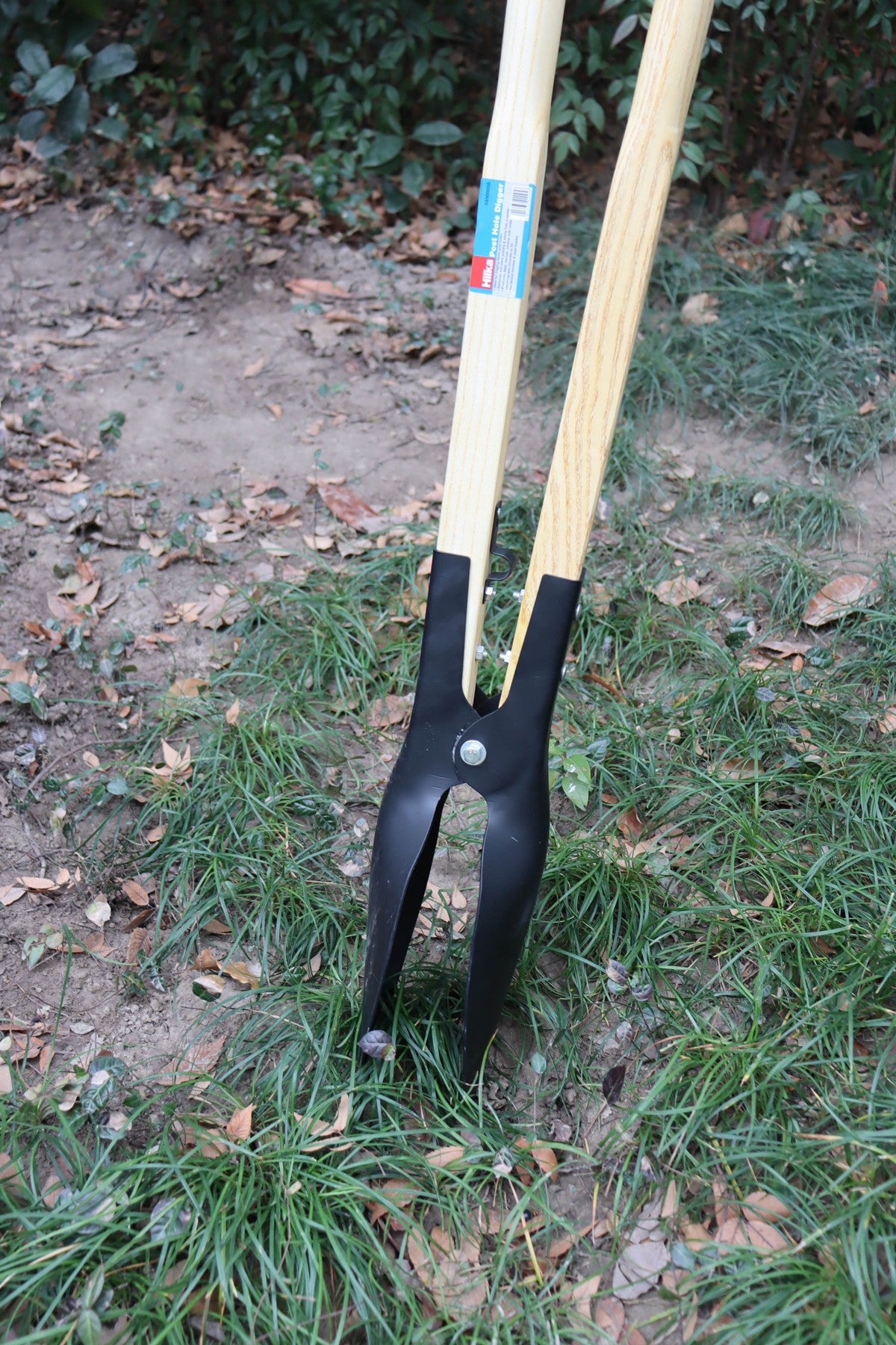 Hilka Post Hole Digger with Wooden Handles 55900050