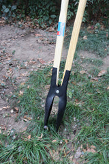 Hilka Post Hole Digger with Wooden Handles 55900050