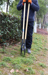 Hilka Post Hole Digger with Wooden Handles 55900050