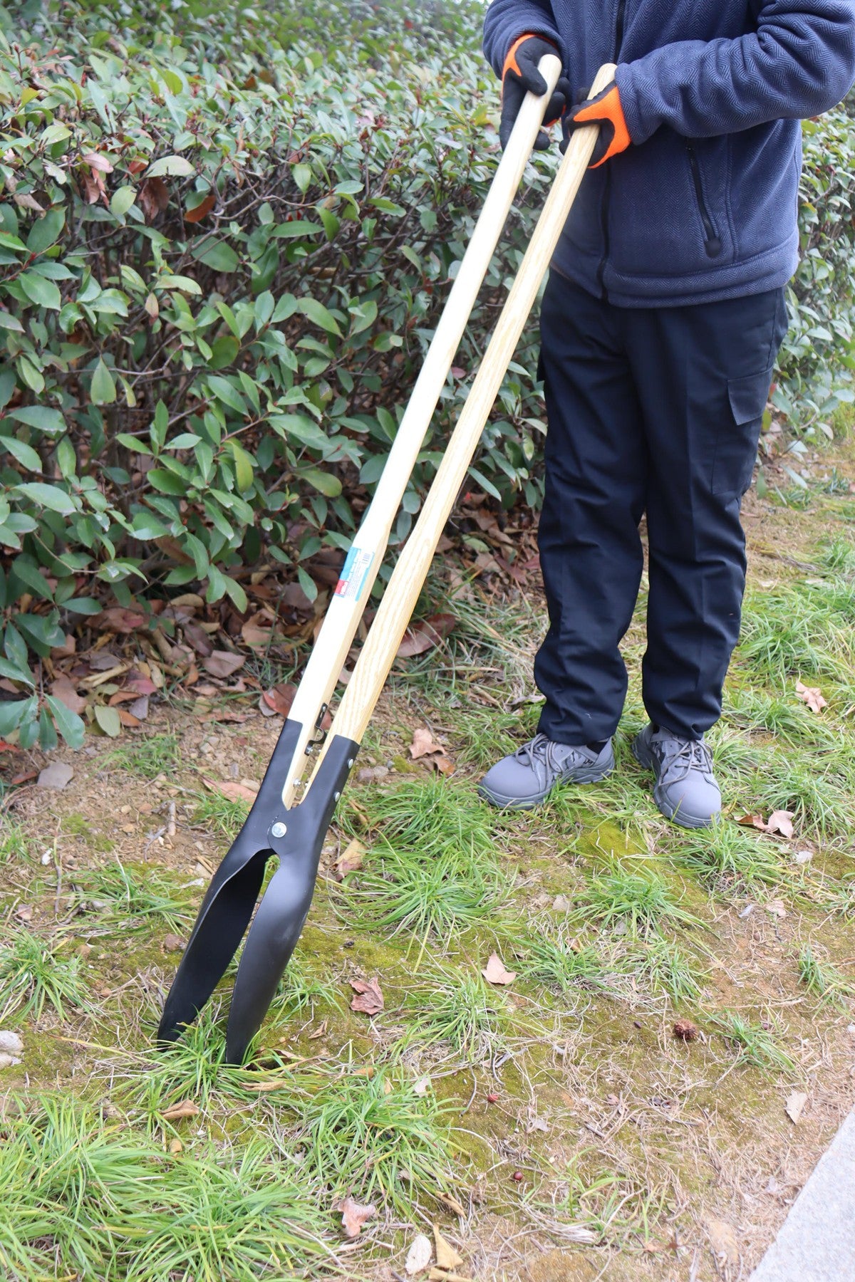Hilka Post Hole Digger with Wooden Handles 55900050
