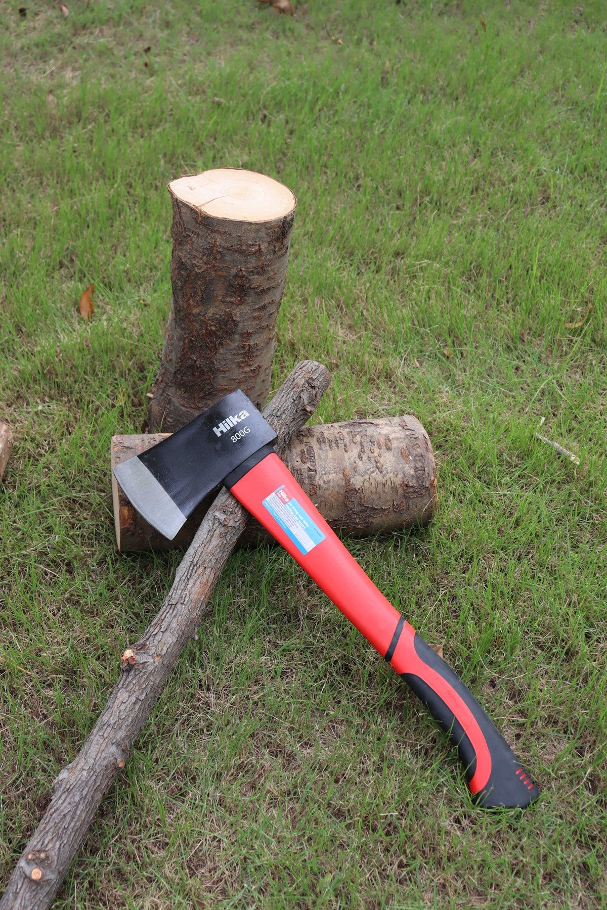 Hilka 2.00lb (900g) Axe with Fibre Glass Shaft 60200800