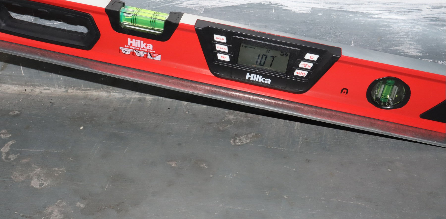 Hilka 24" (610mm) Digital Spirit Level 63605024