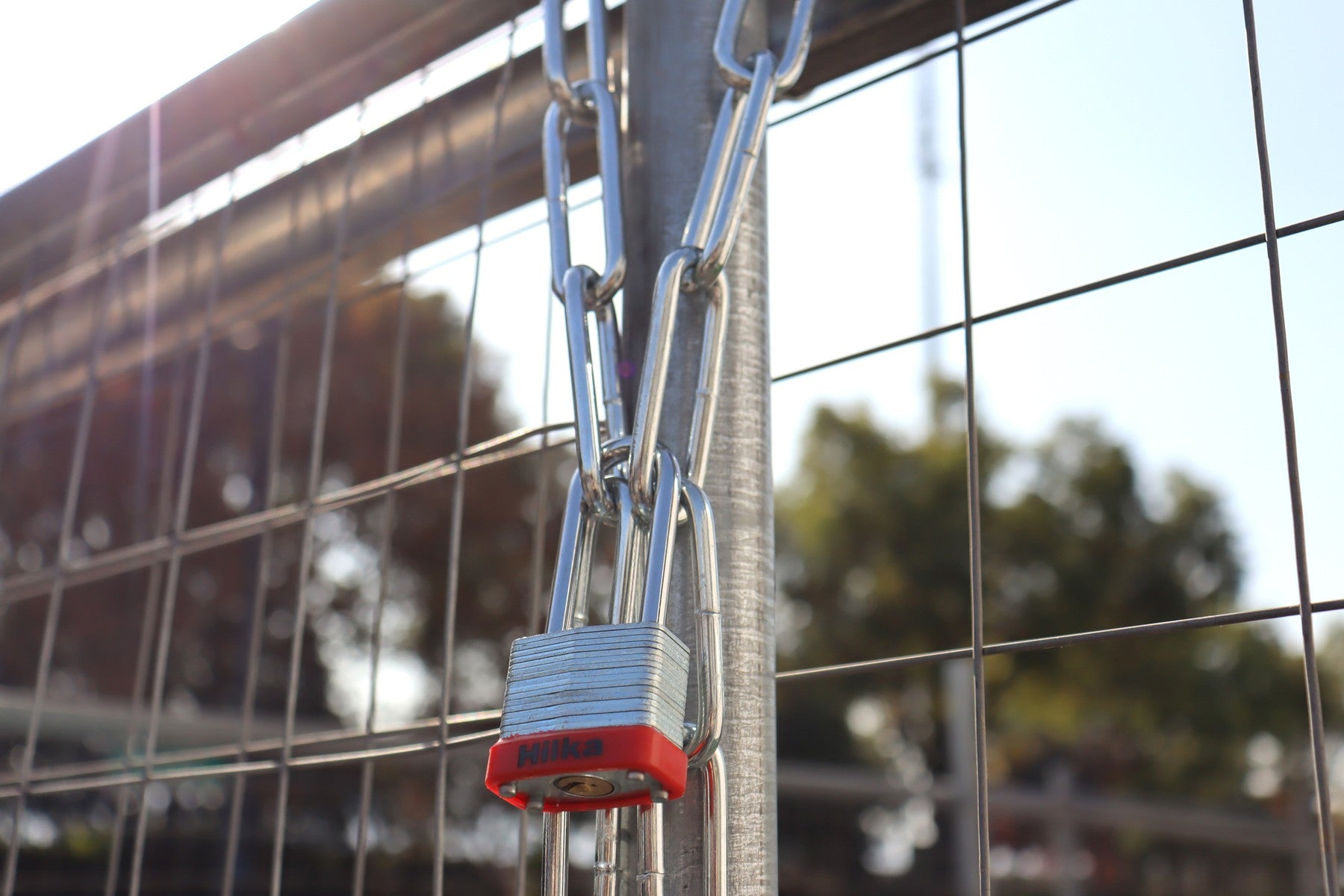 Hilka 30mm Long Shackle Laminated Padlock 70606030