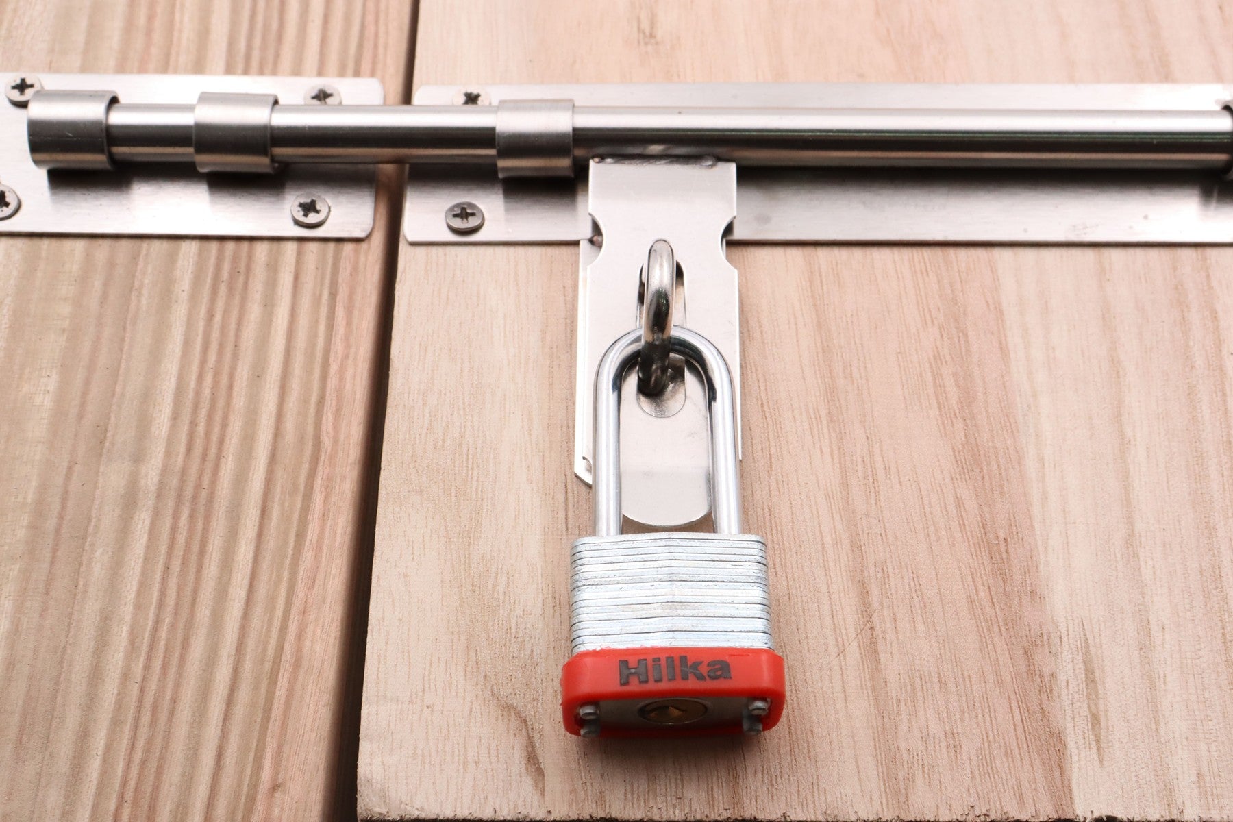 Hilka 30mm Long Shackle Laminated Padlock 70606030