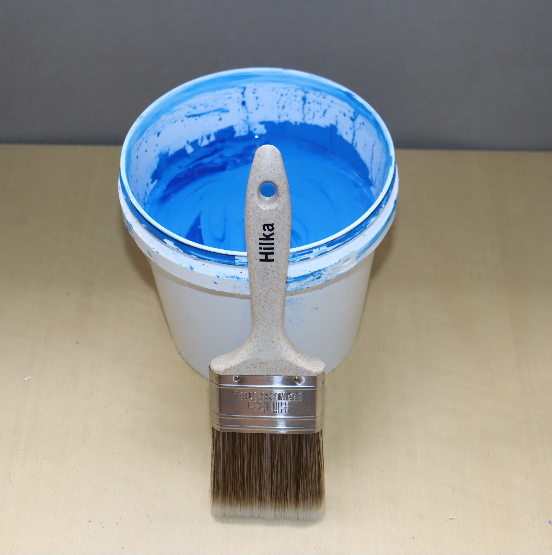 Hilka 2 1/2" Eco Synthetic Bristle Paint Brush 78705025