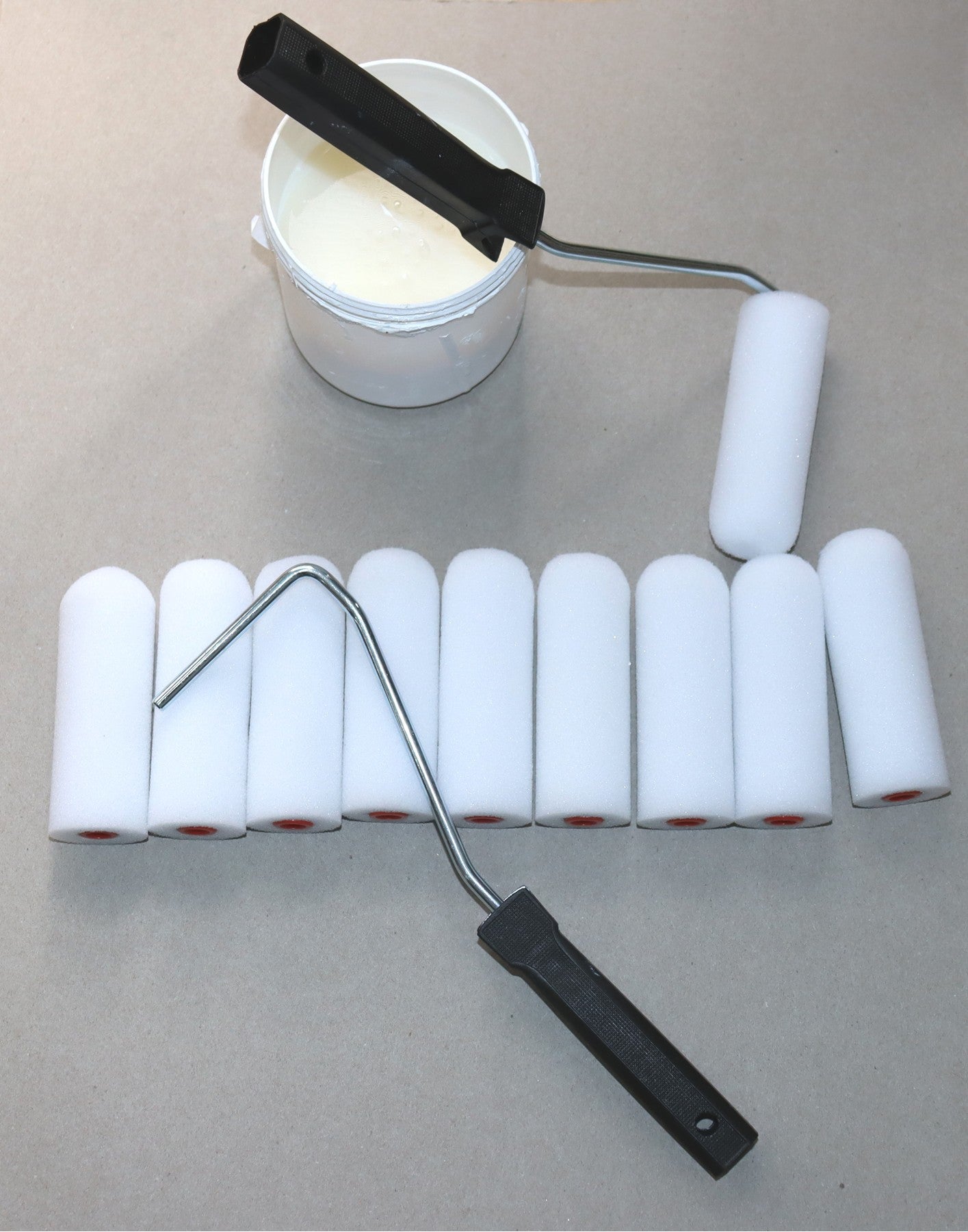 Hilka 12 pce Mini Roller Set 78900013
