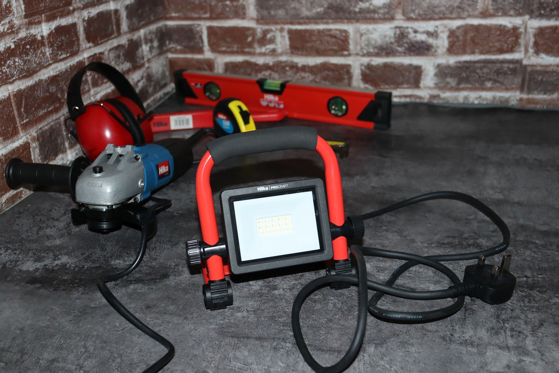 Hilka 10W 1,050 Lumens LED Mains Powered Work Light 82050610