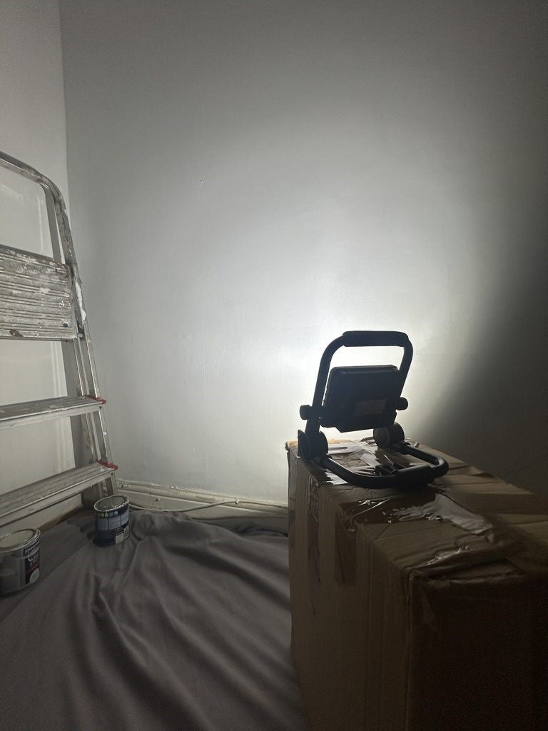 Hilka 15W 1,650 Lumens LED Rechargeable Work Light 82050815
