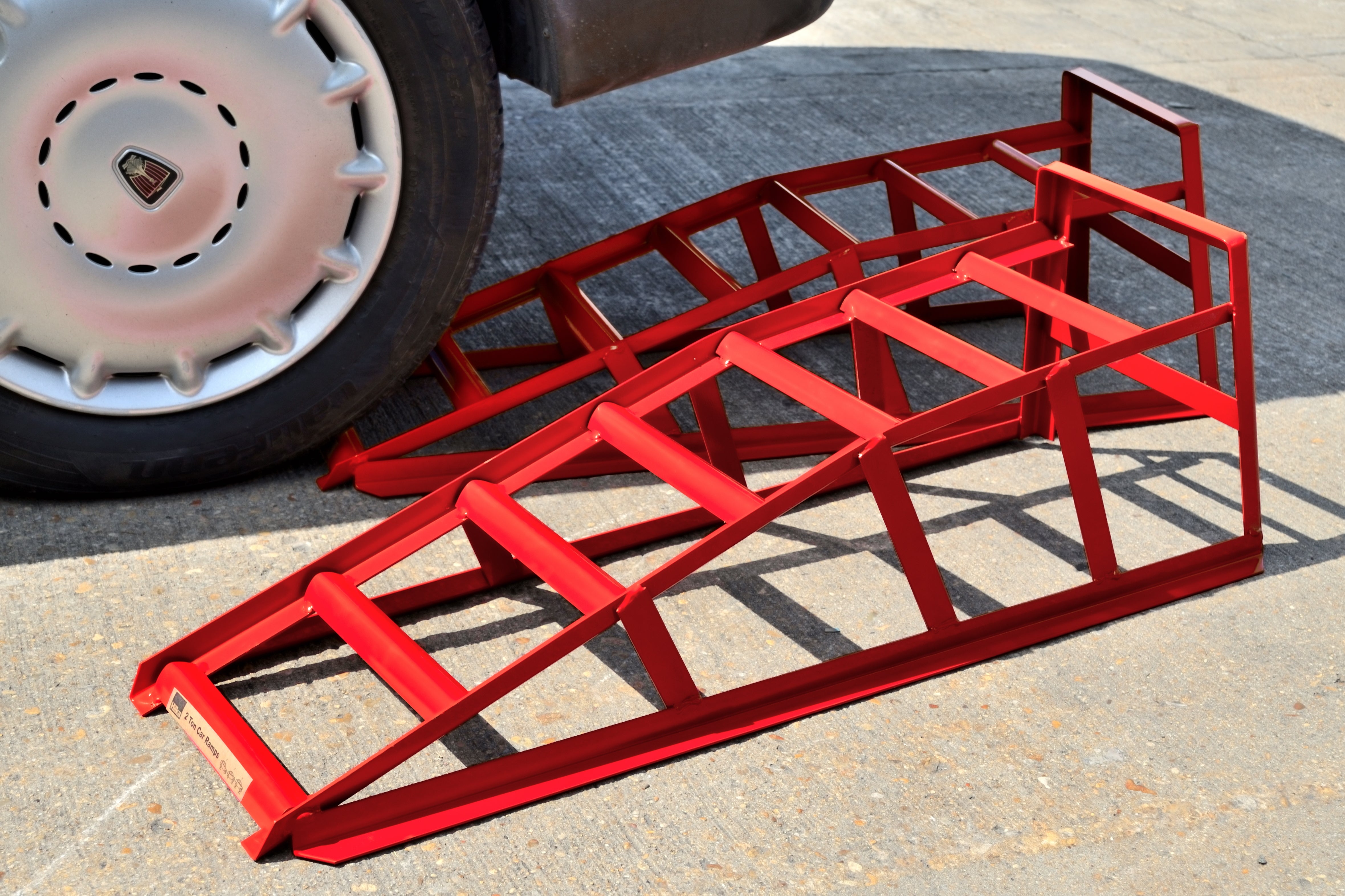 Hilka 2 Tonne Car Ramps Pair 82340010