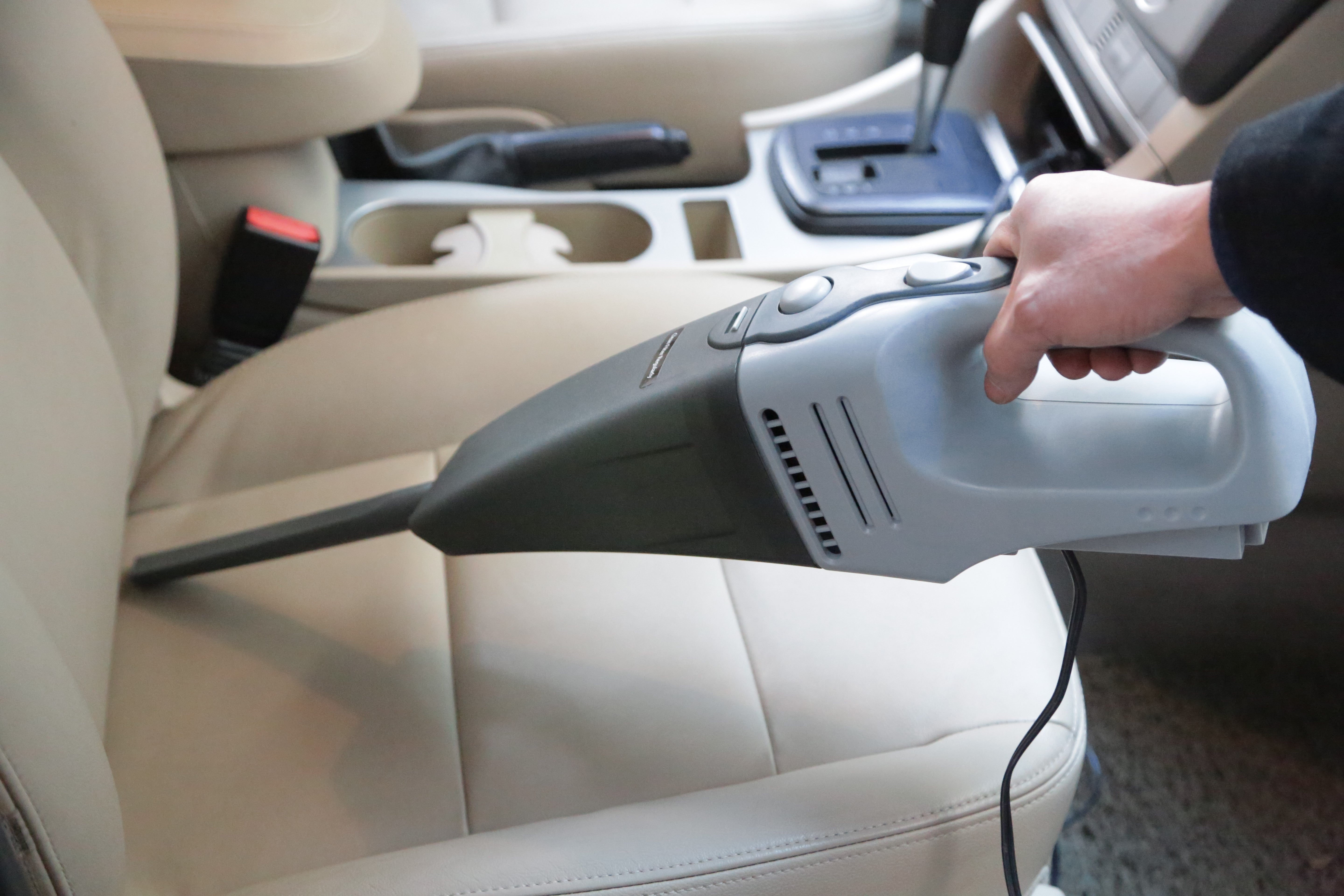 Hilka Wet & Dry Car Vacuum 83020200