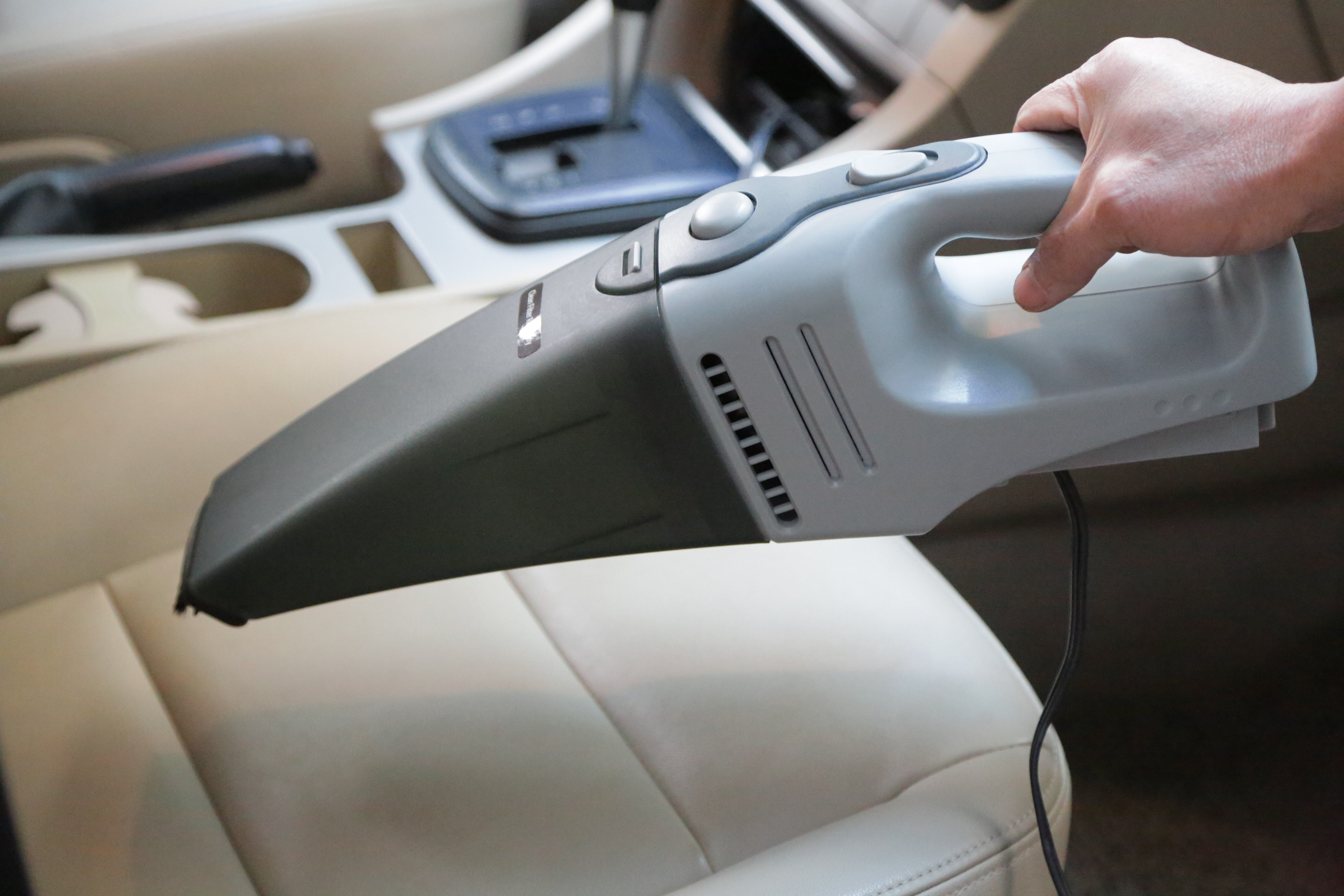 Hilka Wet & Dry Car Vacuum 83020200