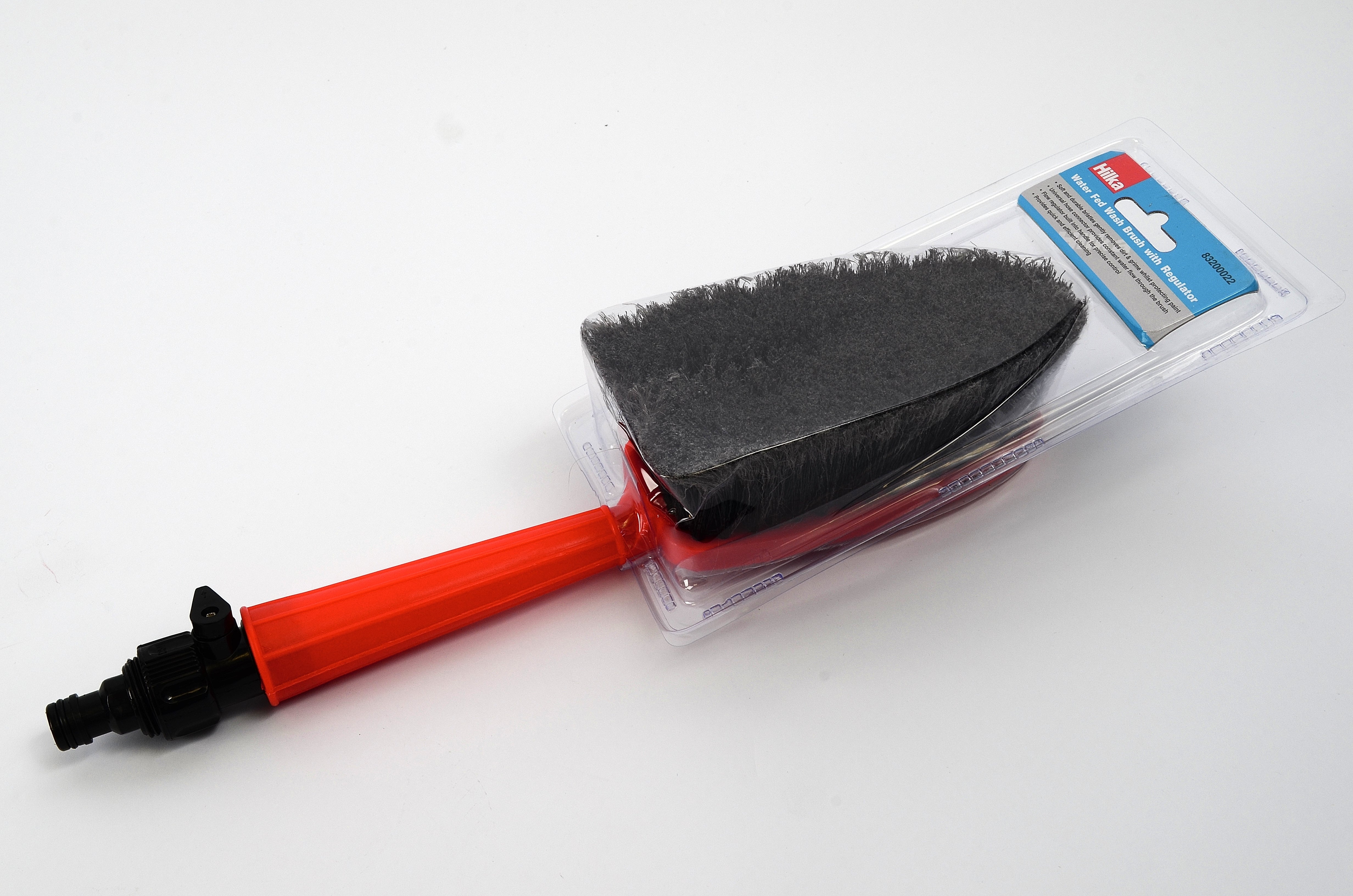 Hilka Water Fed Wash Brush with Regulator 83200022