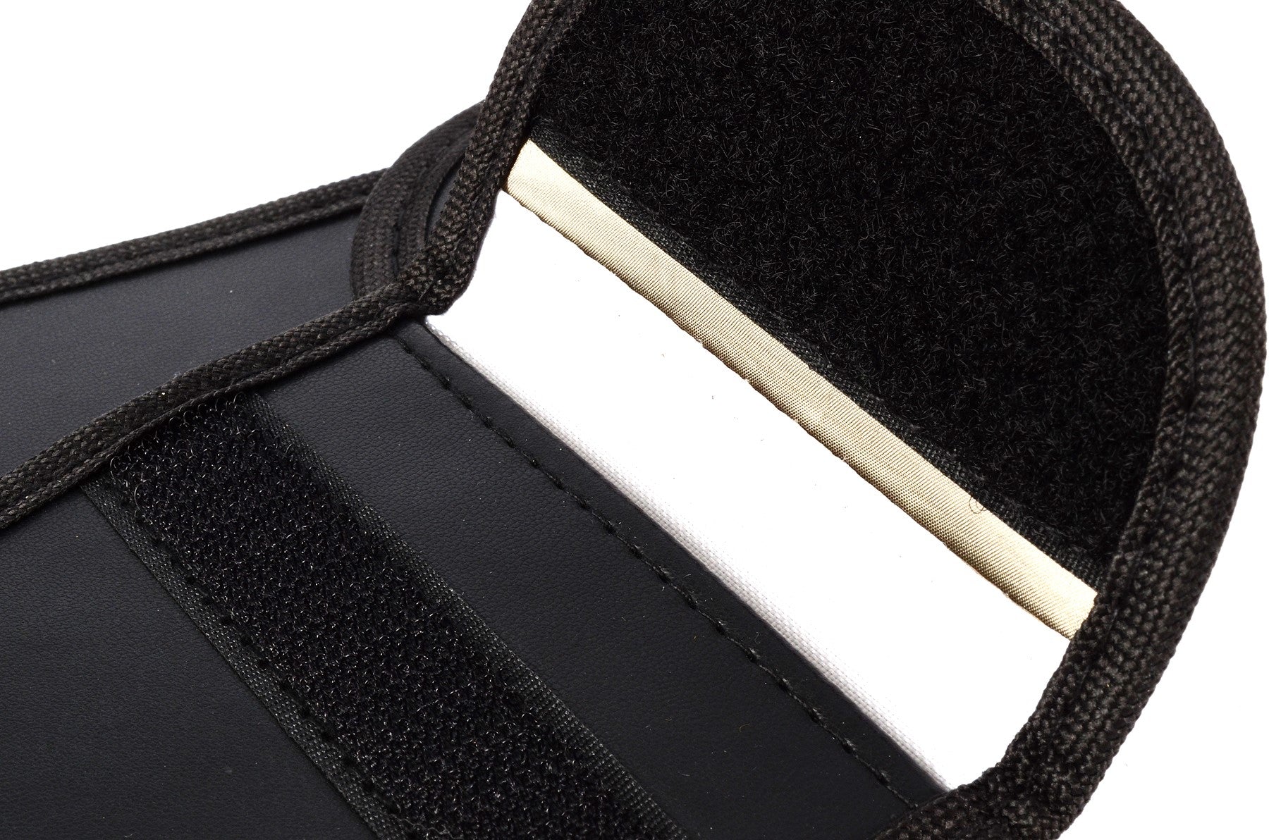 Hilka 2 pce Anti-Theft Car Key Signal Blocker Faraday Pouch 83210503