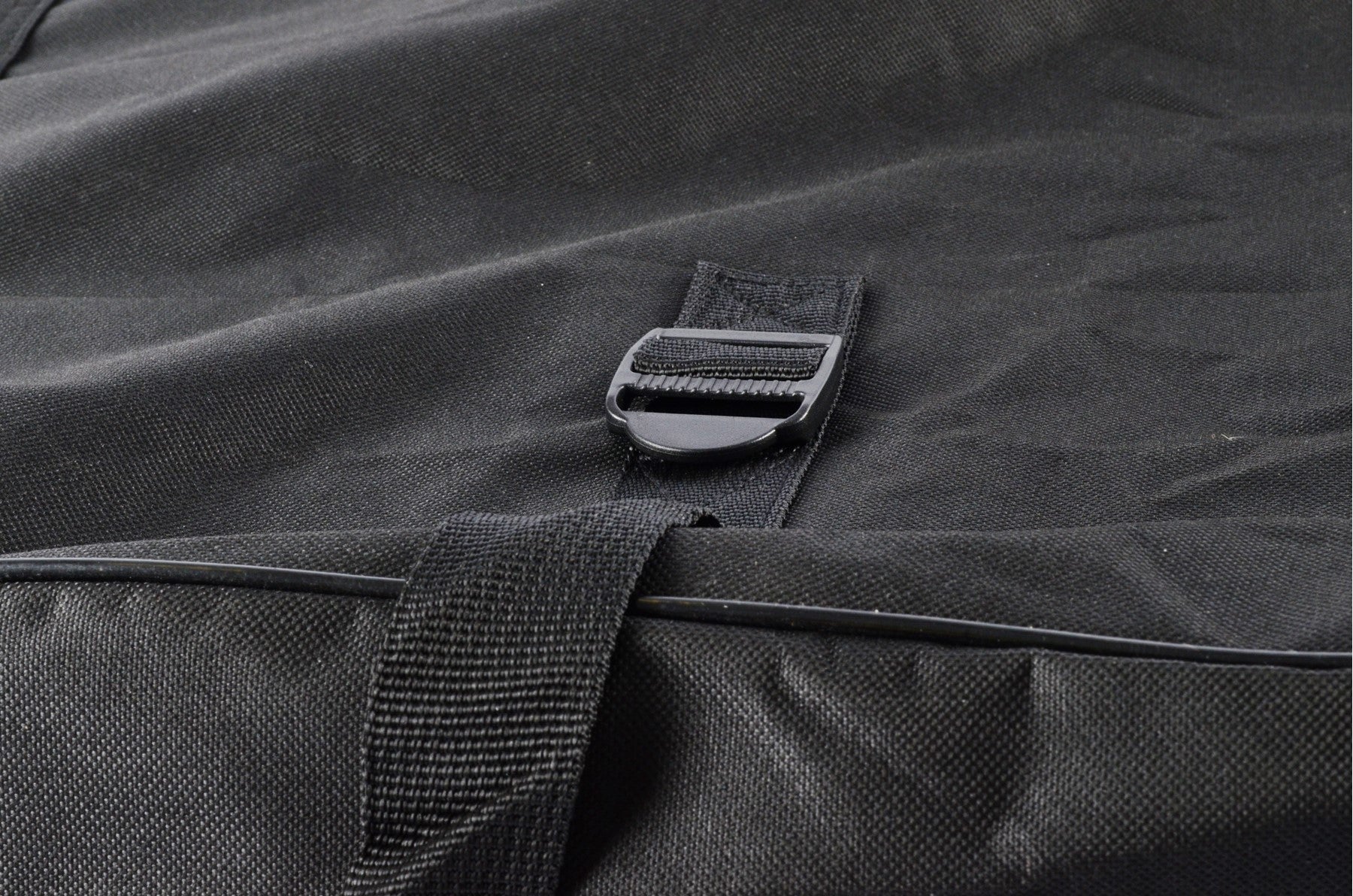 Hilka 425L Water Resistant Roof Bag 83290506