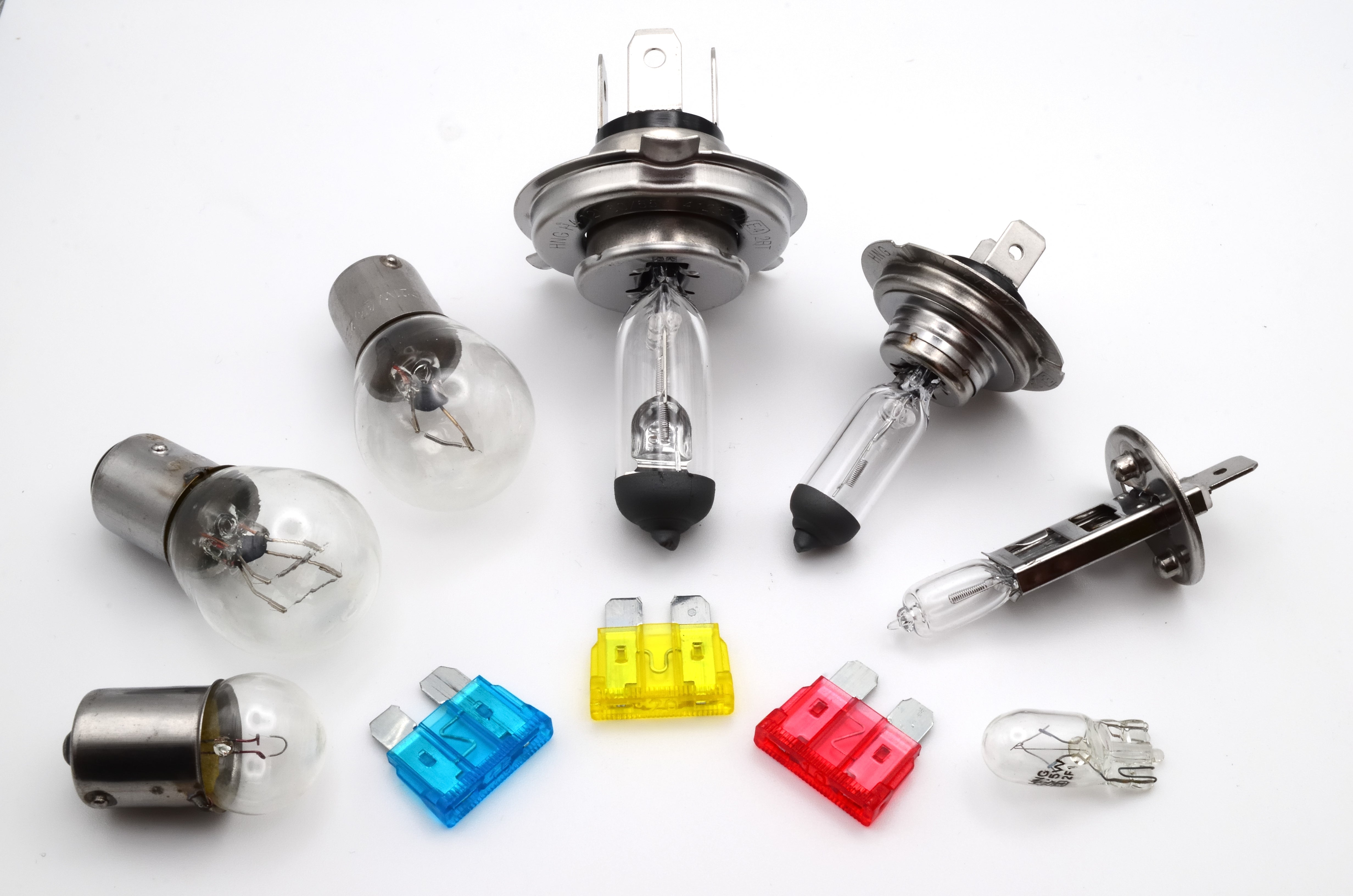 Hilka 10 pce Universal Bulb Kit 83910010