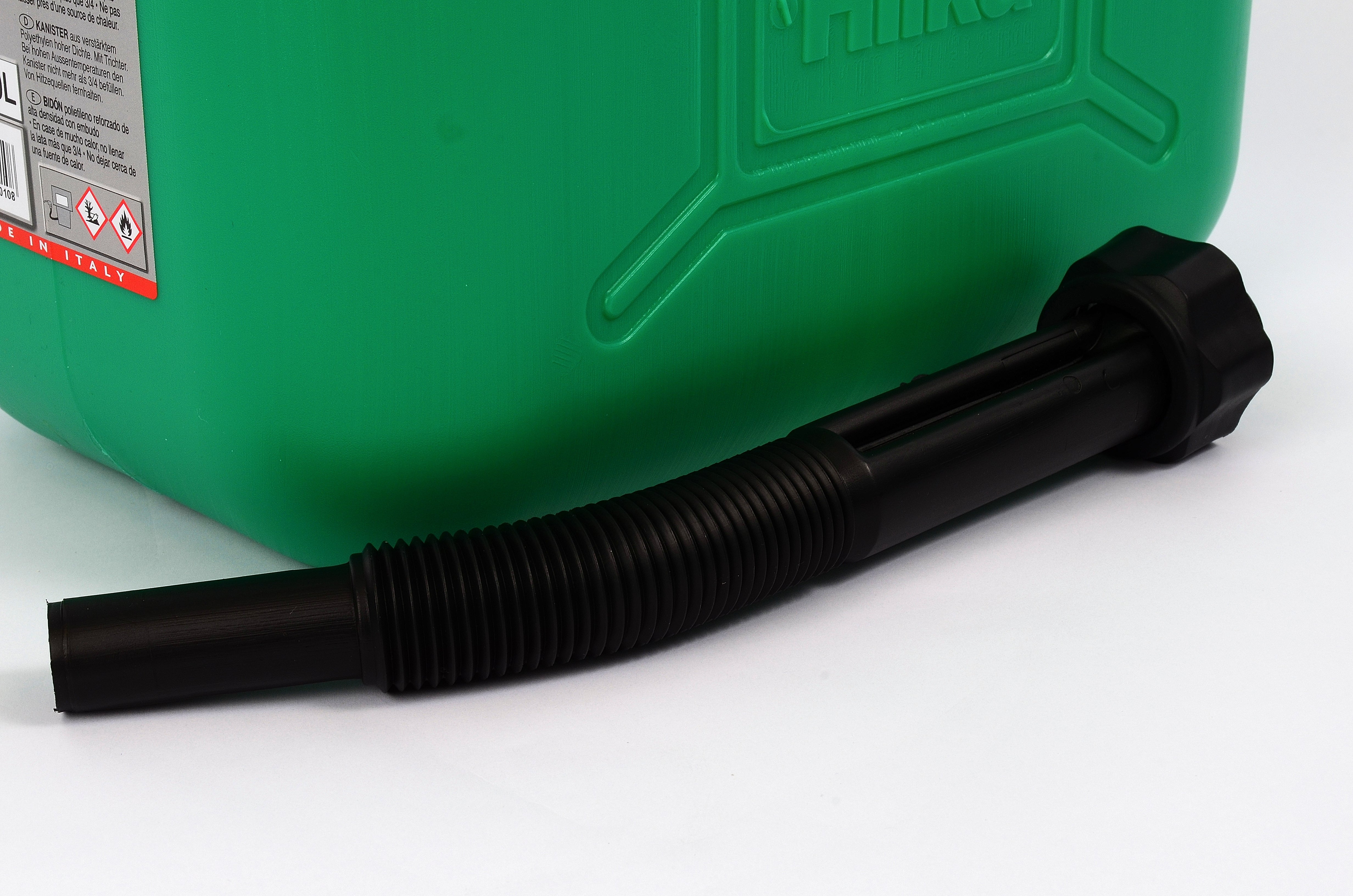 Hilka 10L Green Plastic Fuel Can 84809510
