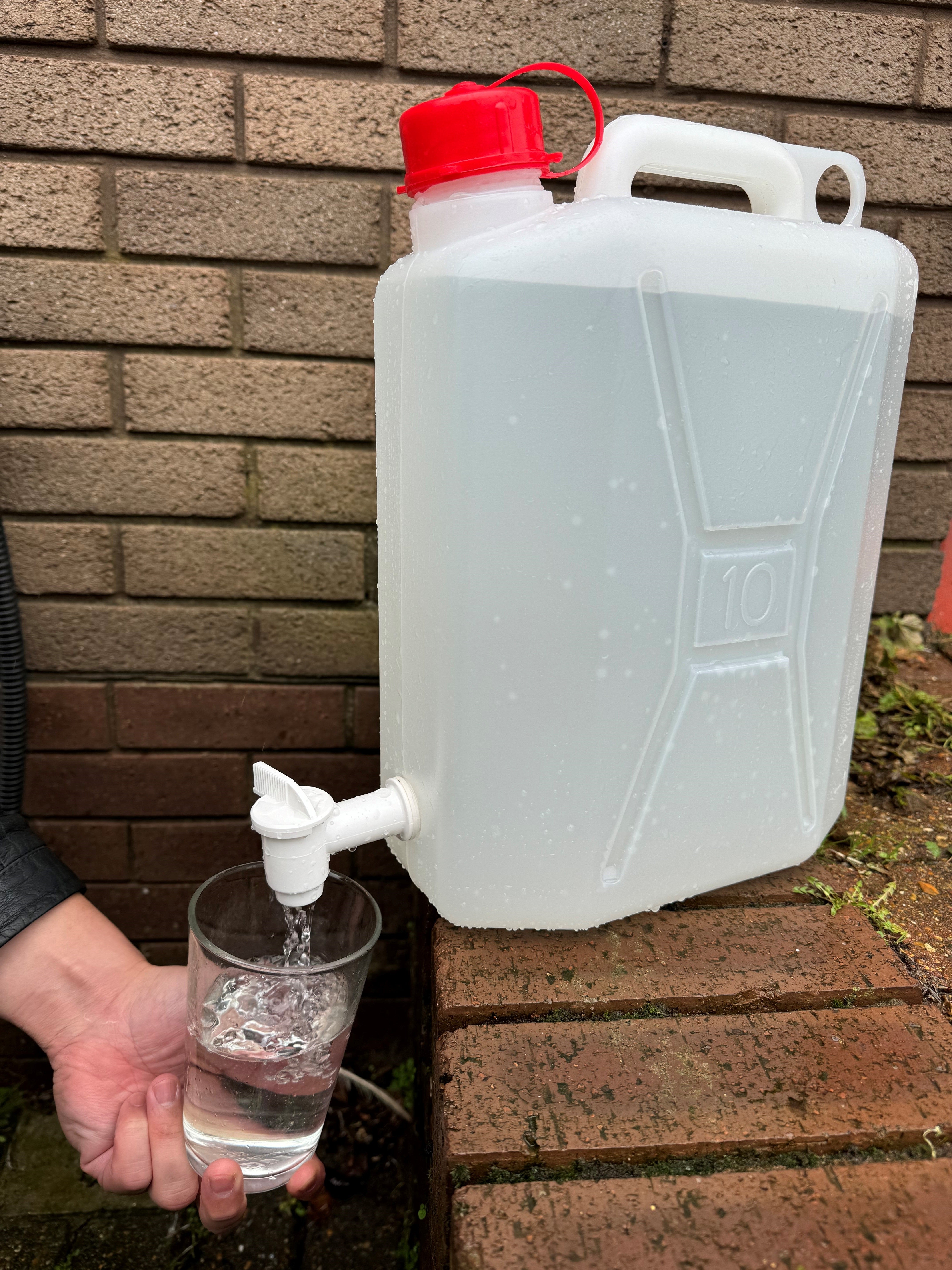 Hilka 10L Plastic Water Container with Tap 84809920