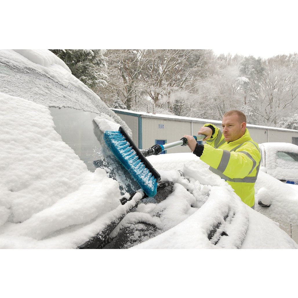 Draper Flow Through Telescopic Washing Brush, 3m  85068