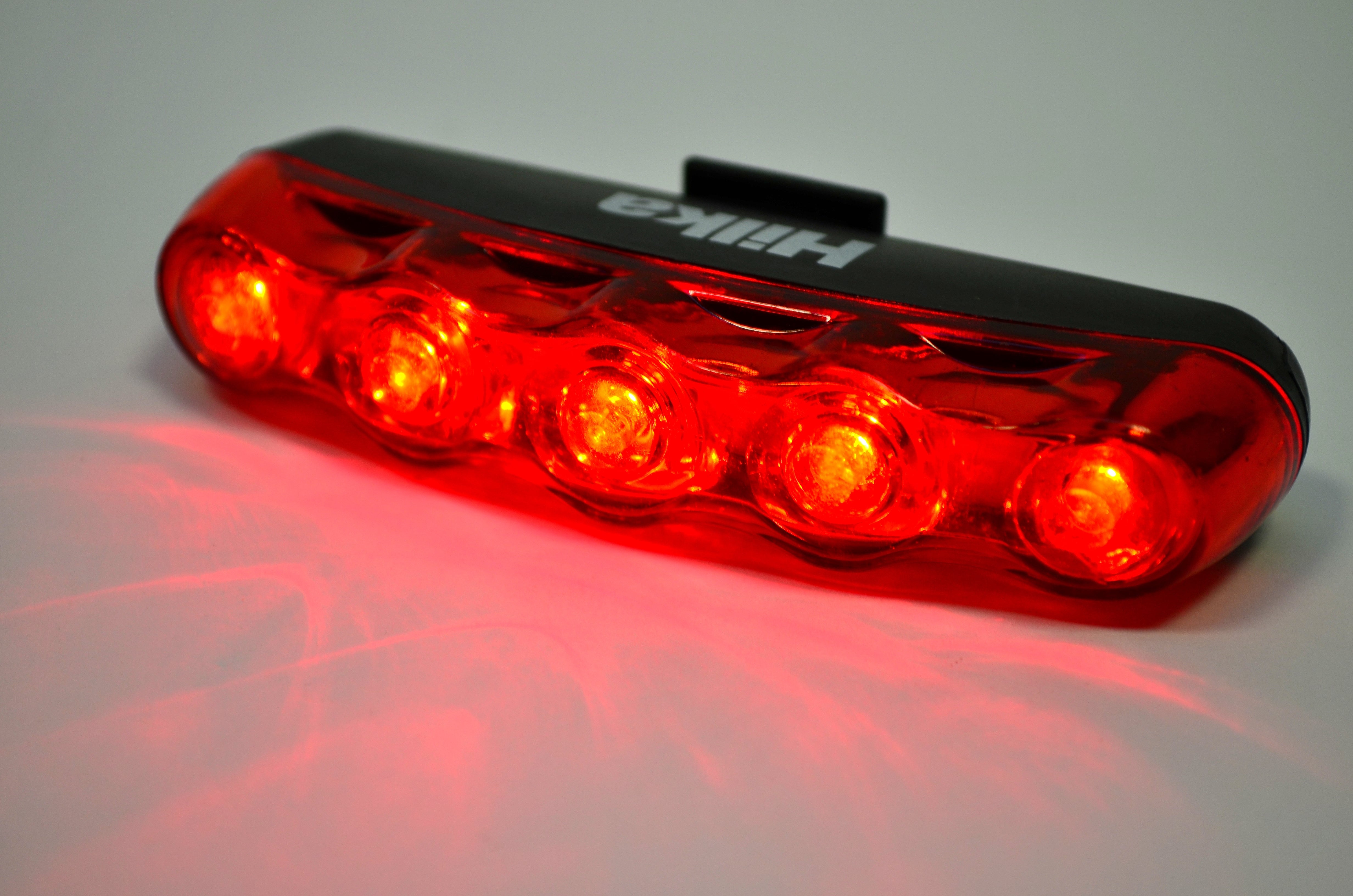 Hilka Red LED Rear Bike Light with Batteries 89508502