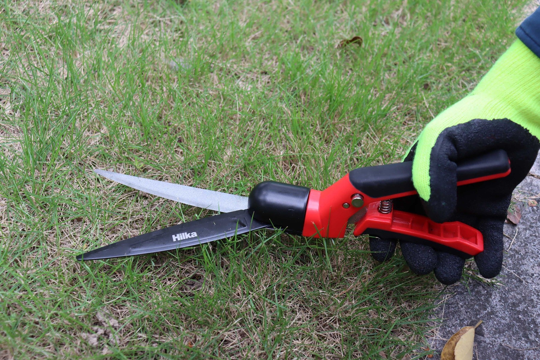 Hilka Single Handed Grass Shears 92105602