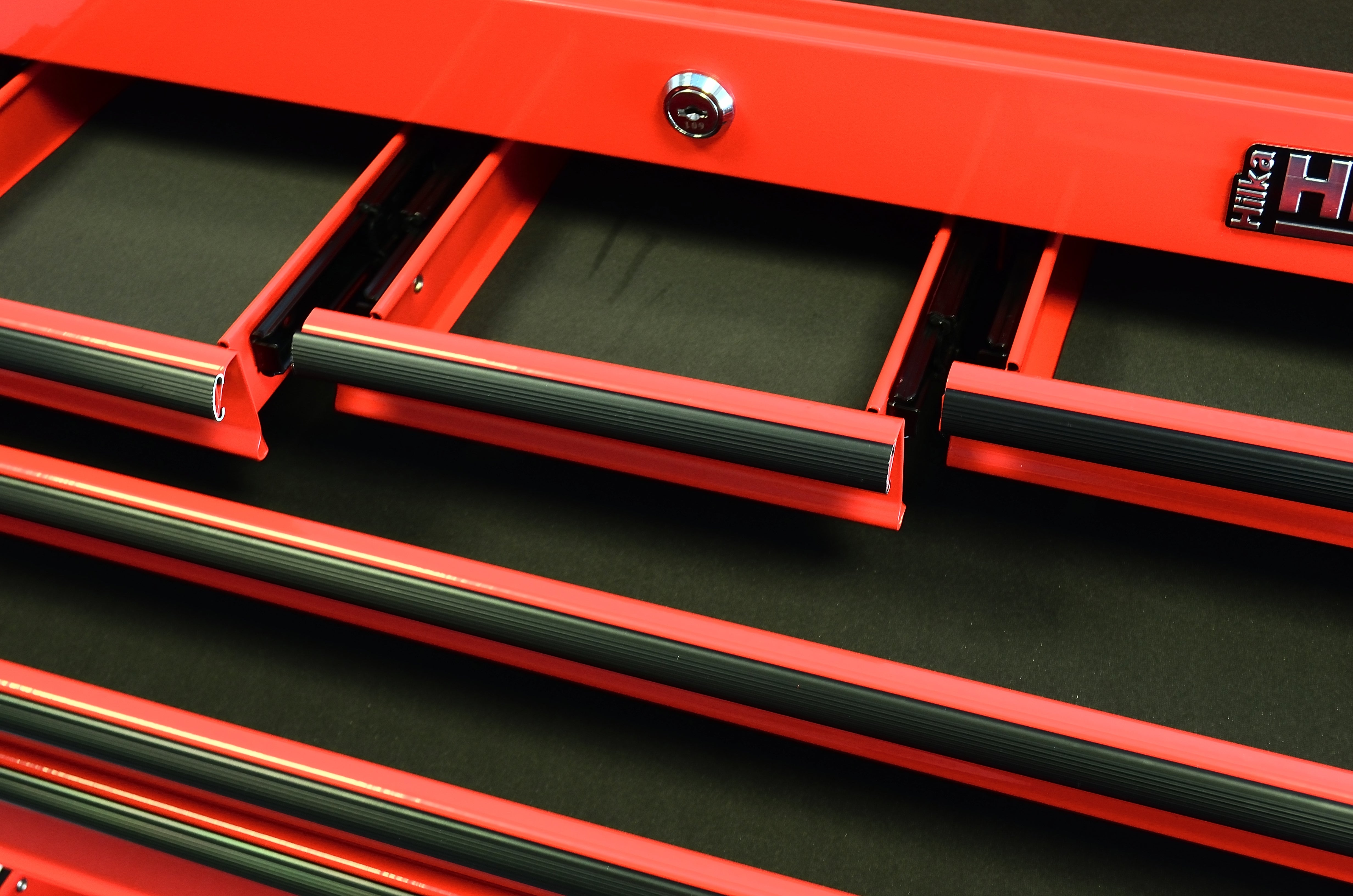Hilka HD 19 Drawer Combination Unit BBS C319BBS