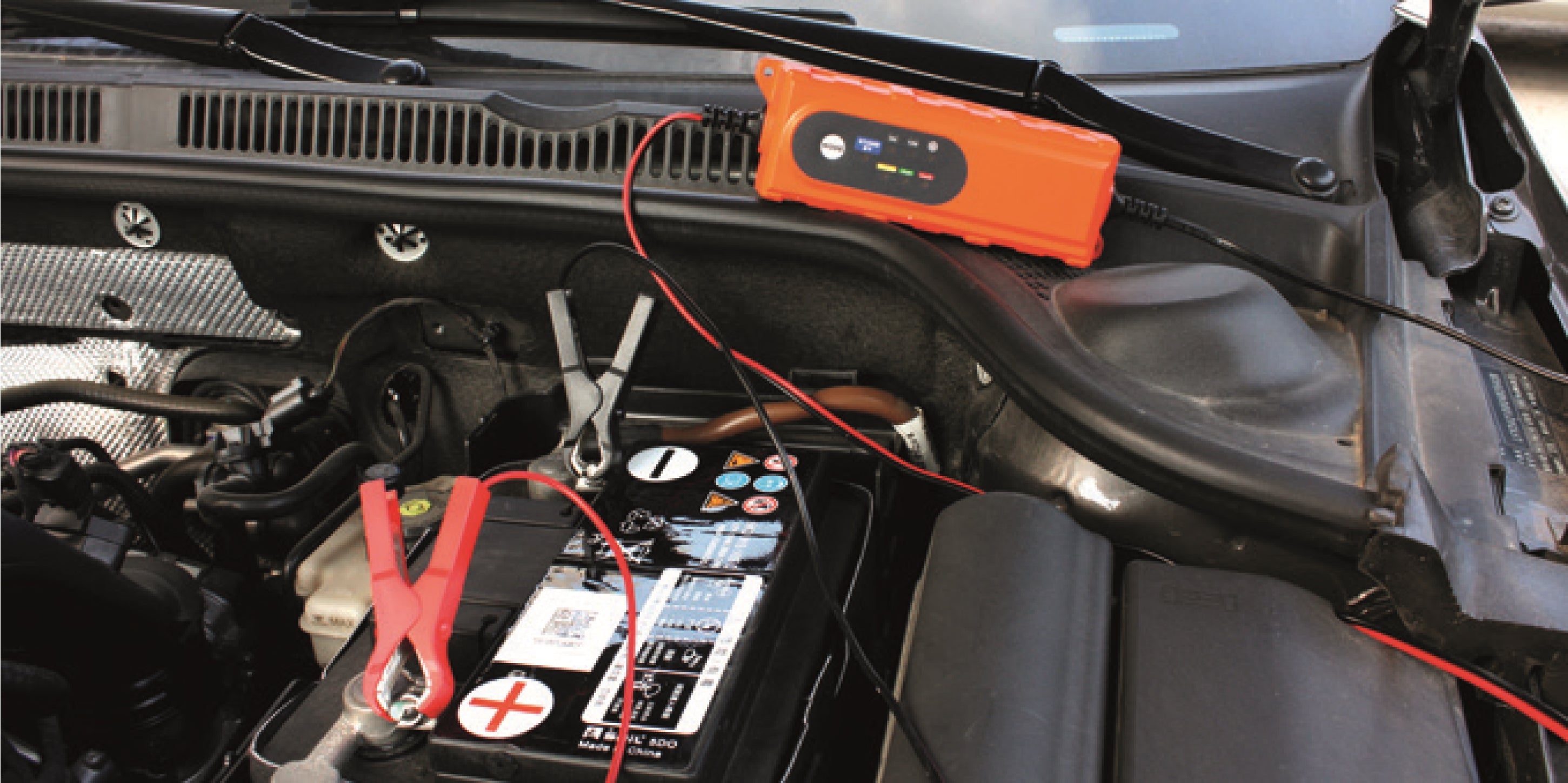 Hilka RAC 4.0 Amp Smart Battery Charger RAC-HP239